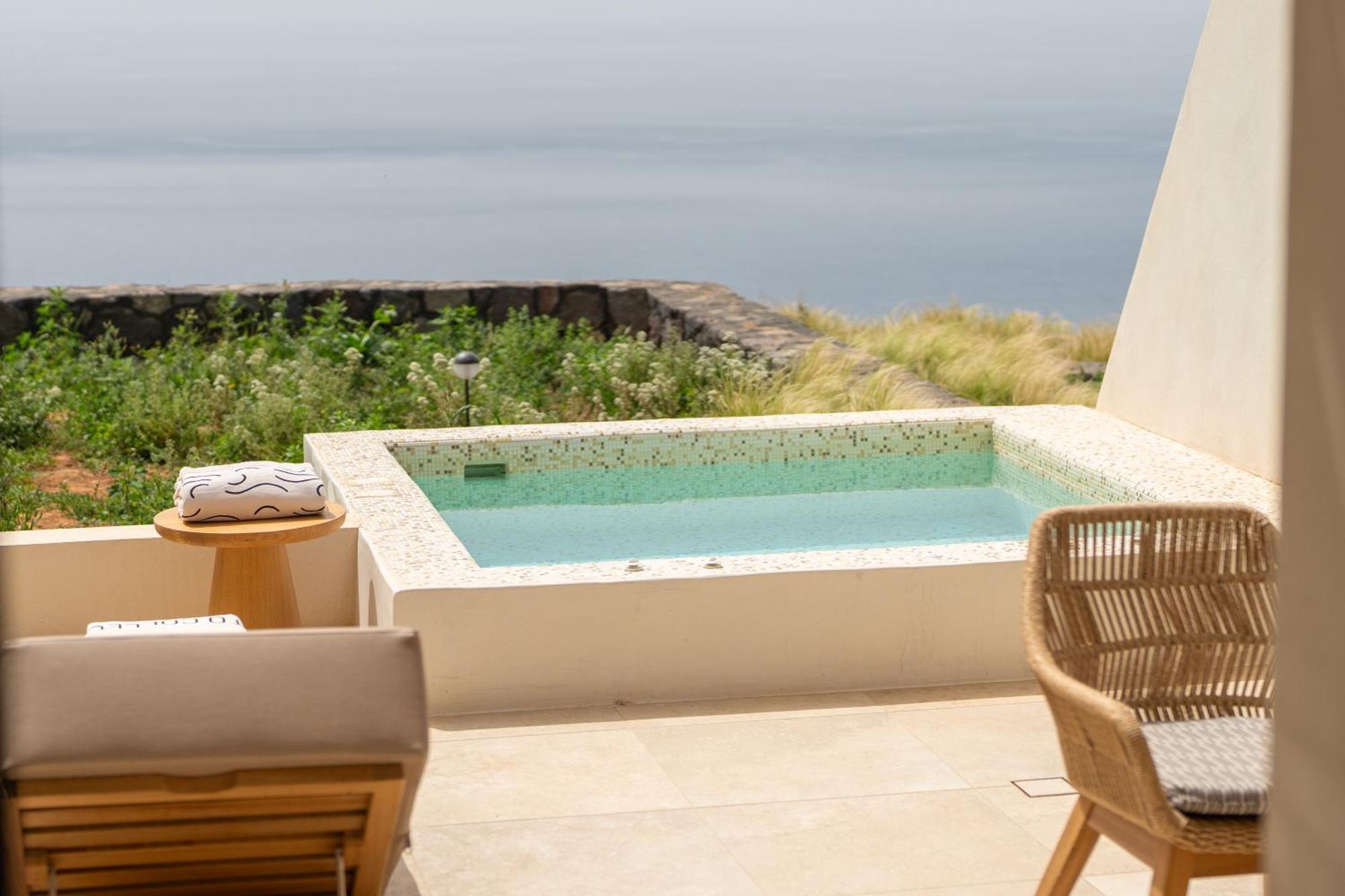 Santo Mine Oia Suites Exterior photo