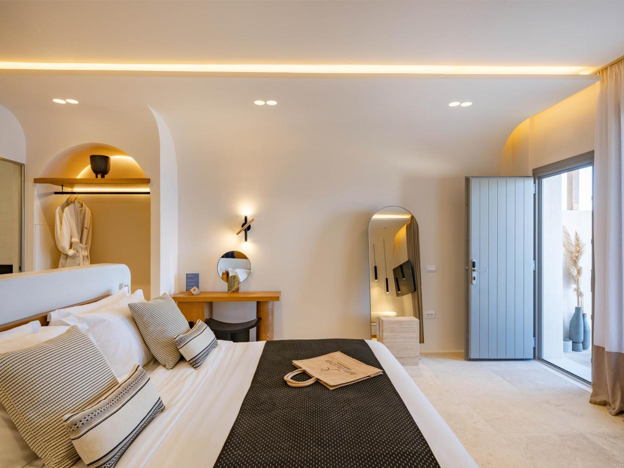 Santo Mine Oia Suites Exterior photo