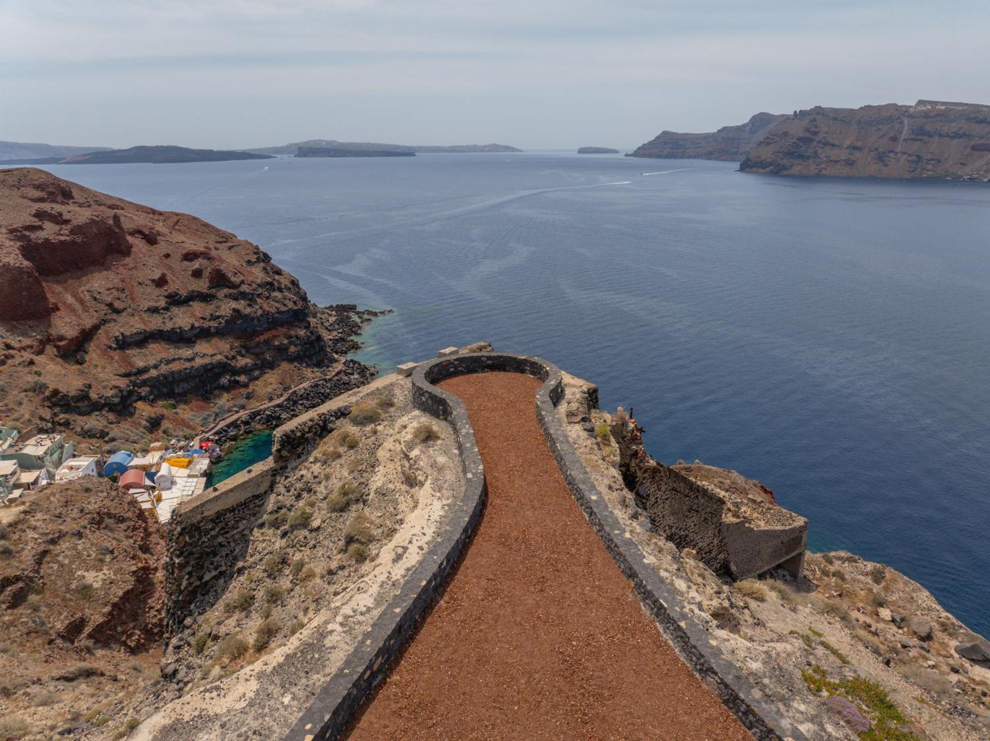 Santo Mine Oia Suites Exterior photo