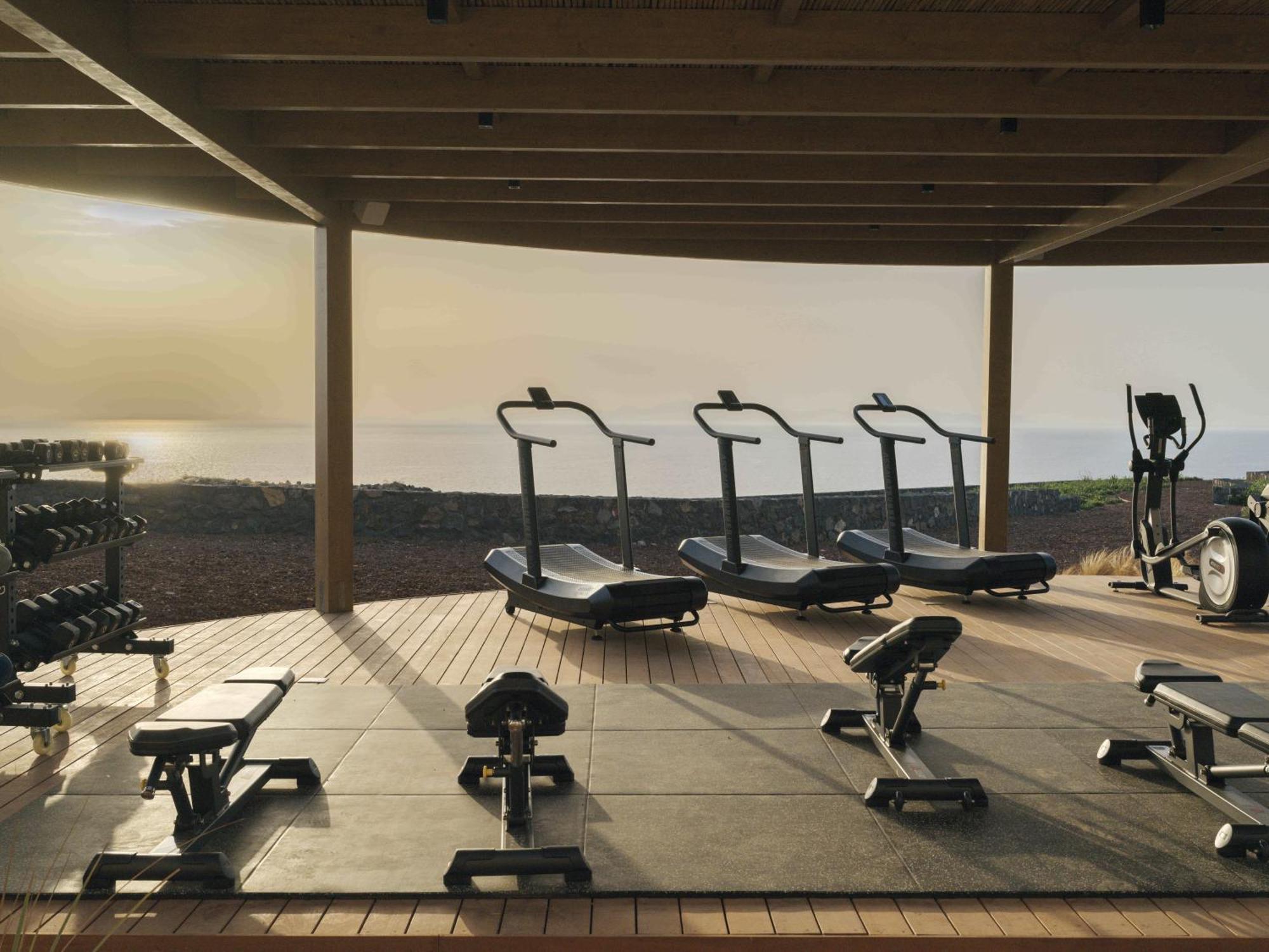 Santo Mine Oia Suites Exterior photo